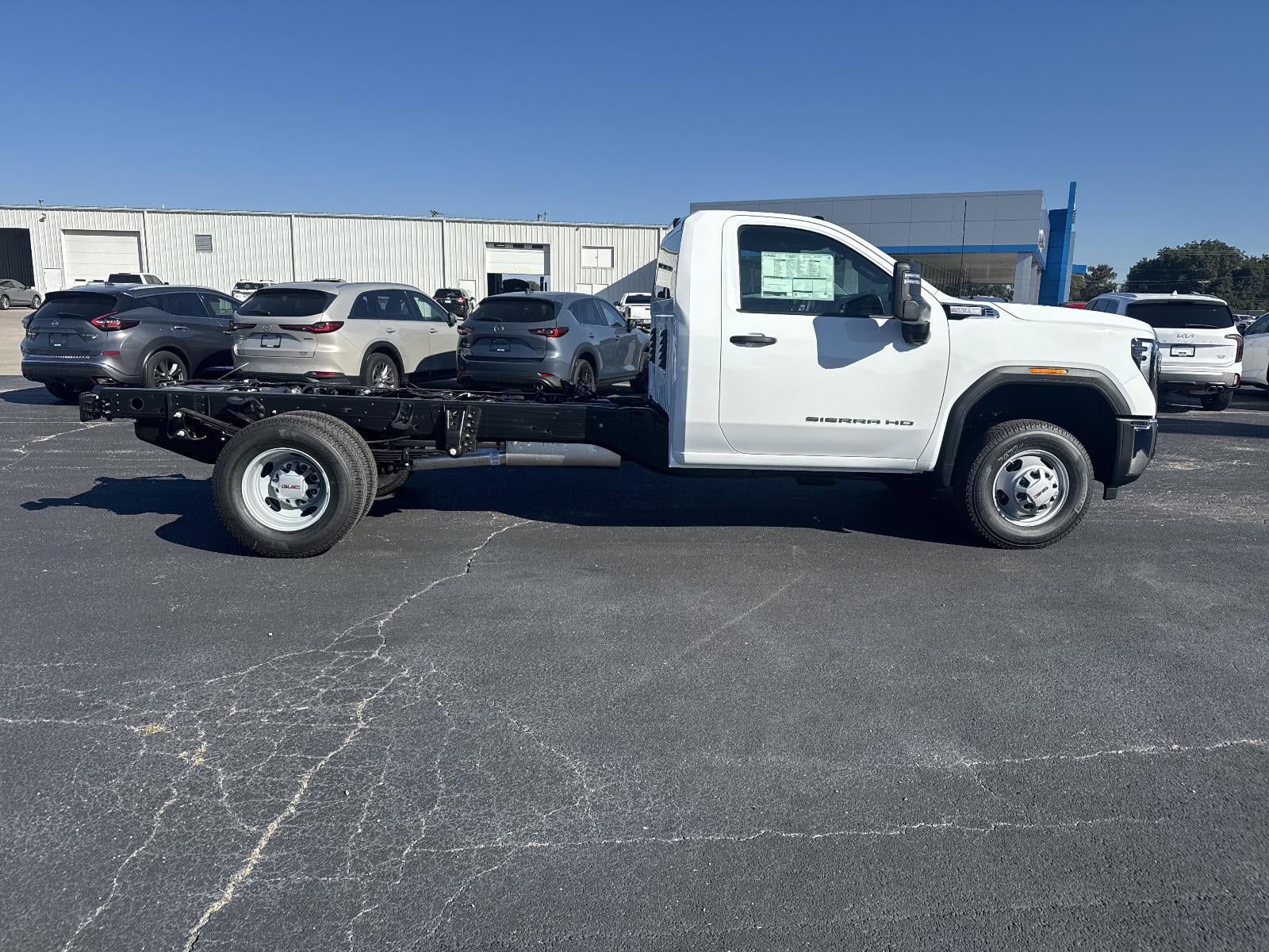 2026 GMC Sierra 3500 HD Chassis Cab Pro
