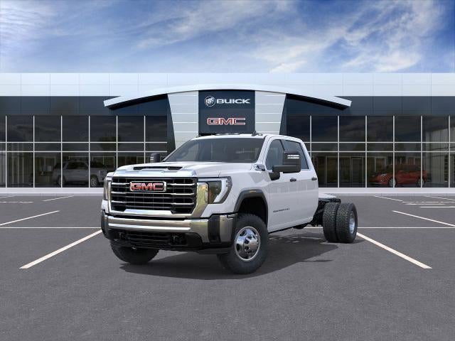 2026 GMC Sierra 3500 HD Chassis Cab Pro