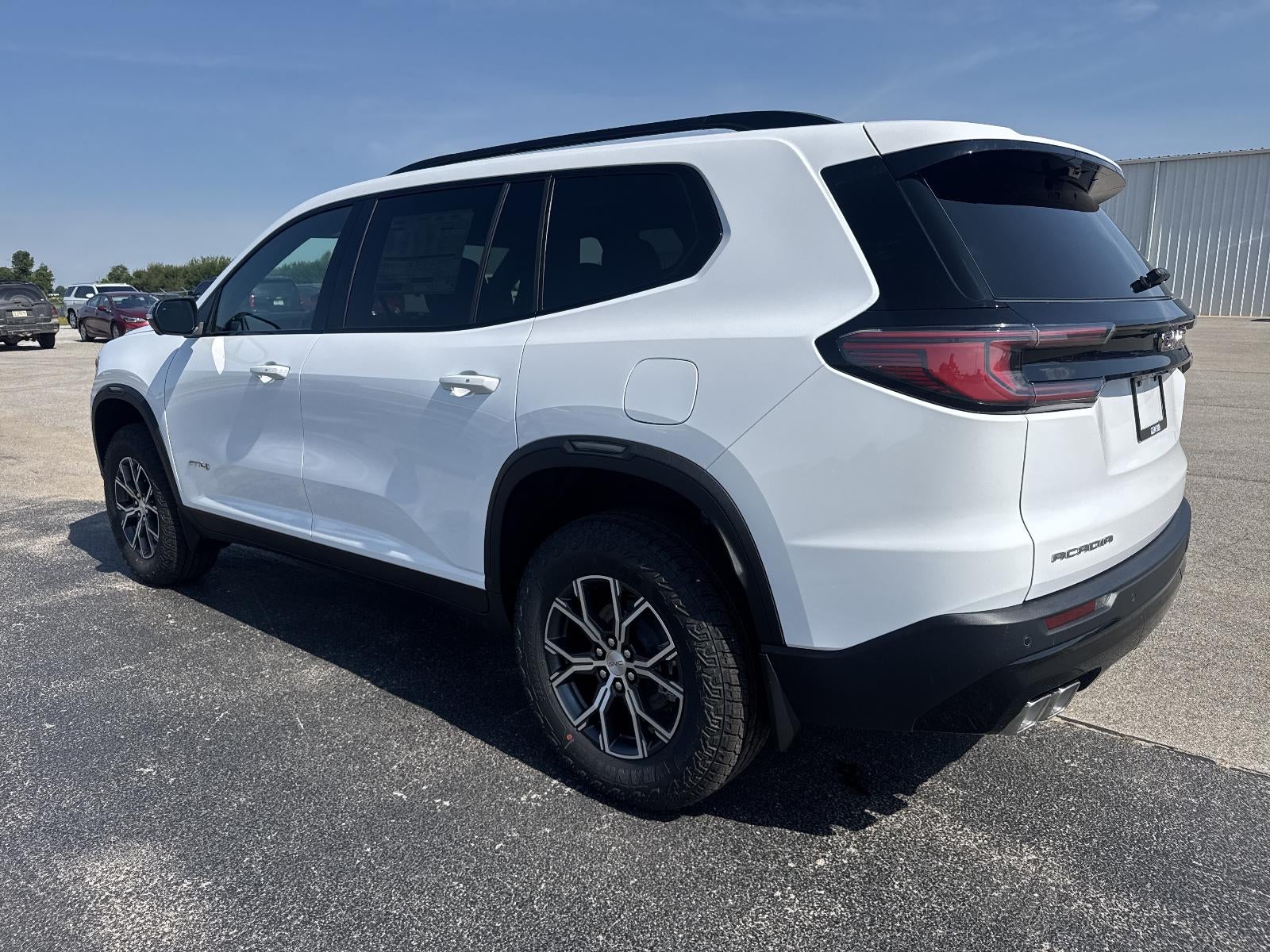 2026 GMC Acadia AT4