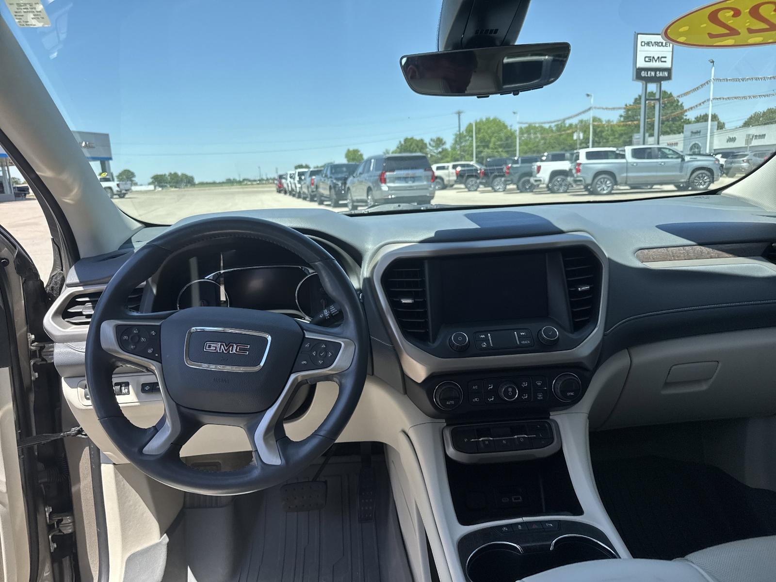 2022 GMC Acadia Denali