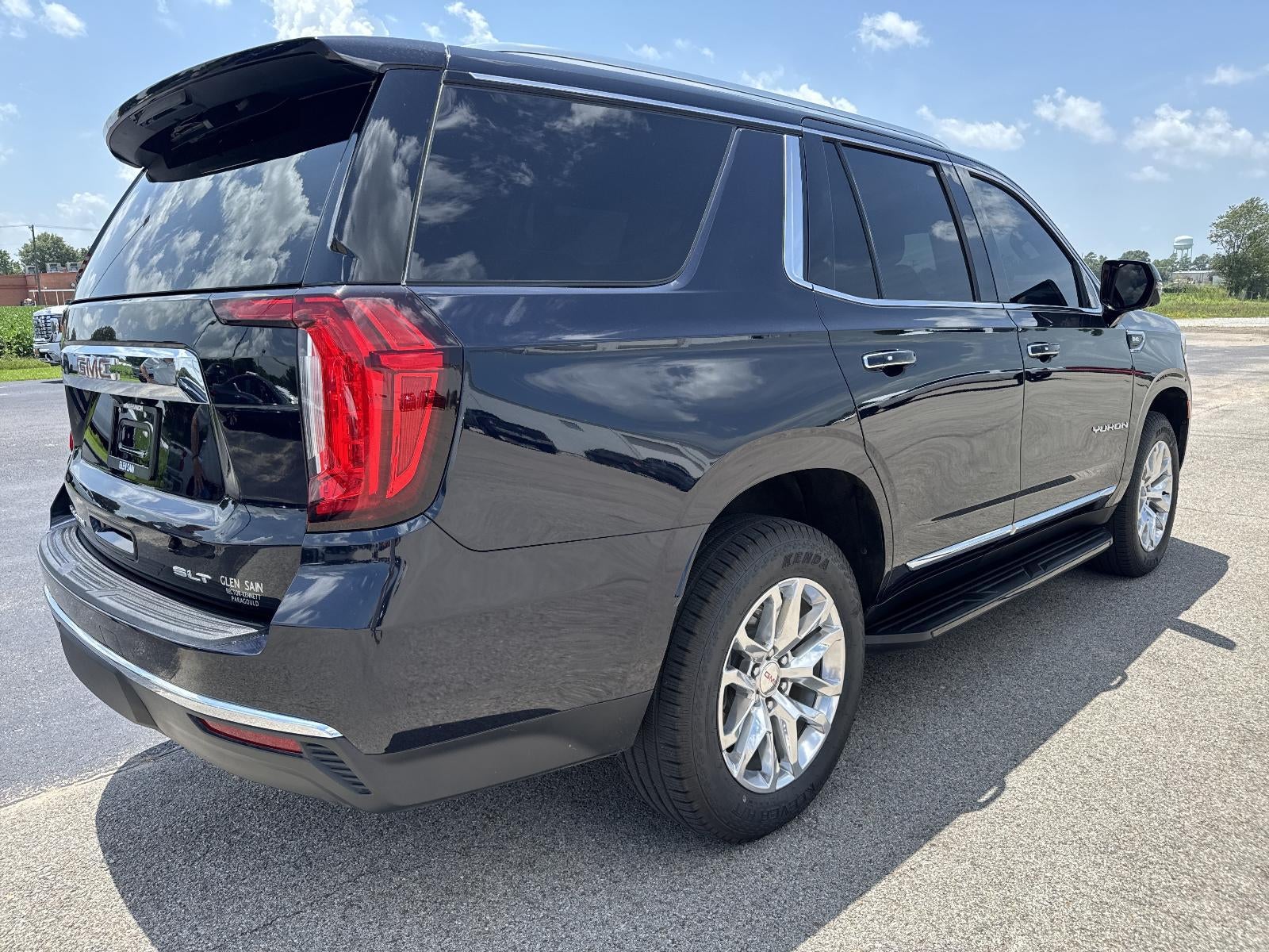 2022 GMC Yukon SLT