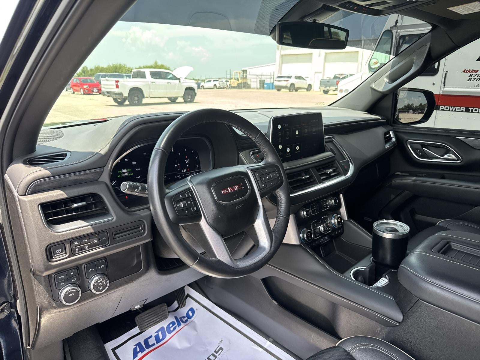 2022 GMC Yukon SLT