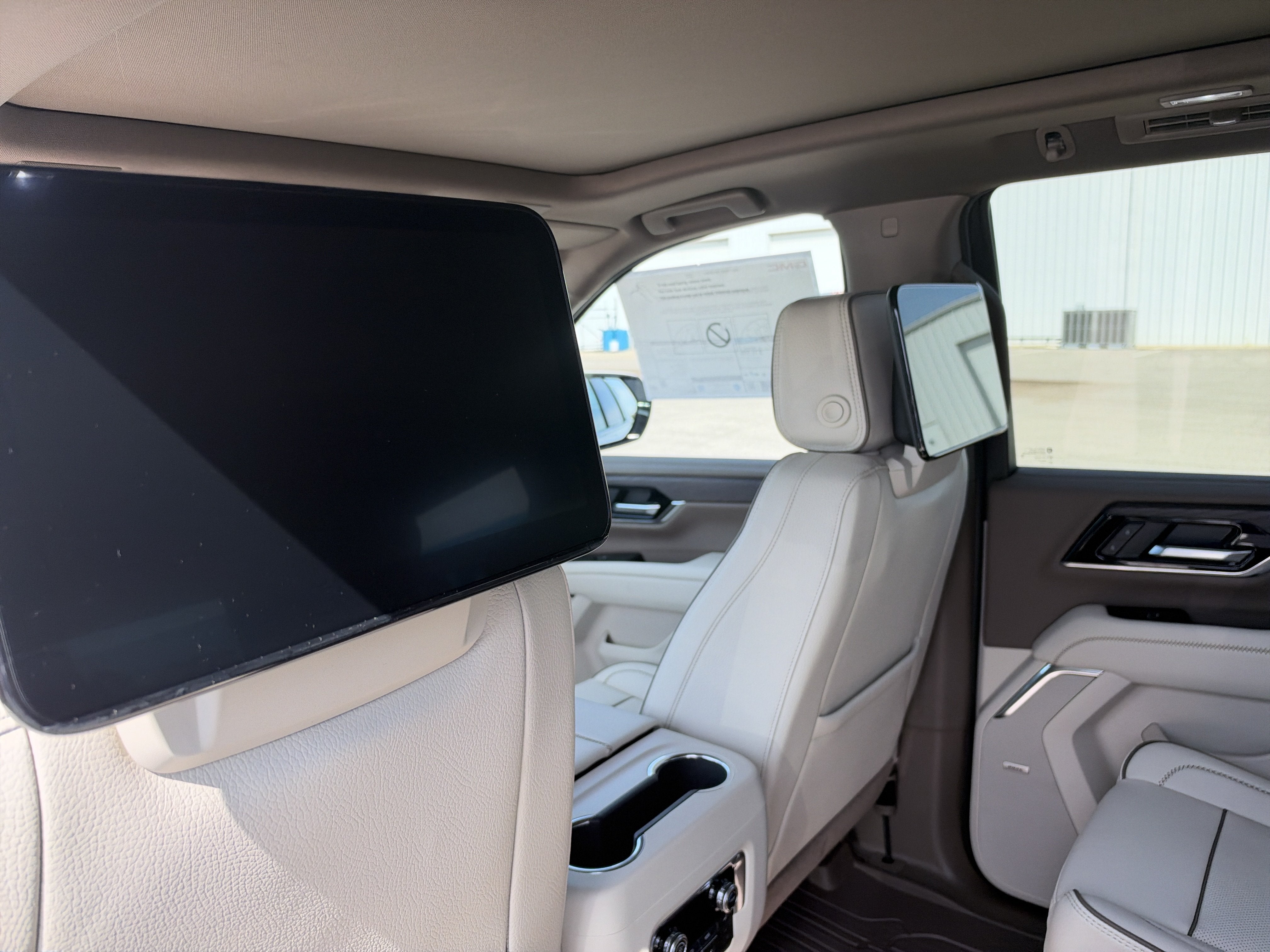 2027 GMC Yukon Denali