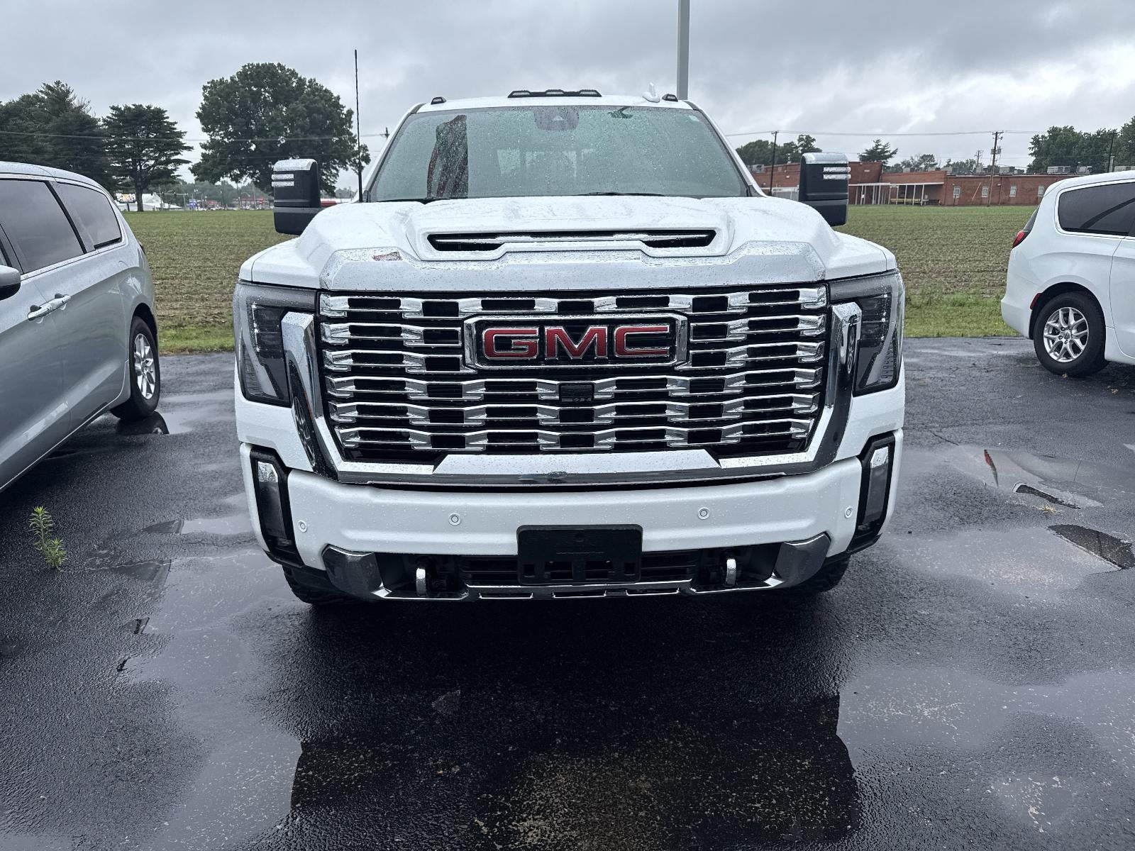 2025 GMC Sierra 2500 HD Denali