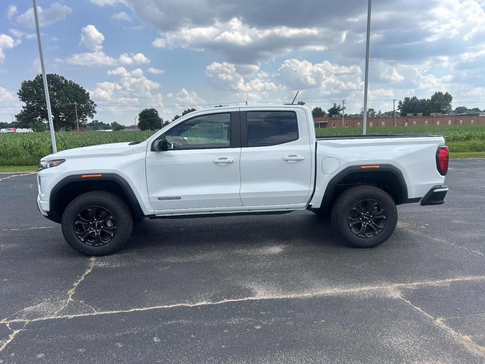 2025 GMC Canyon Elevation