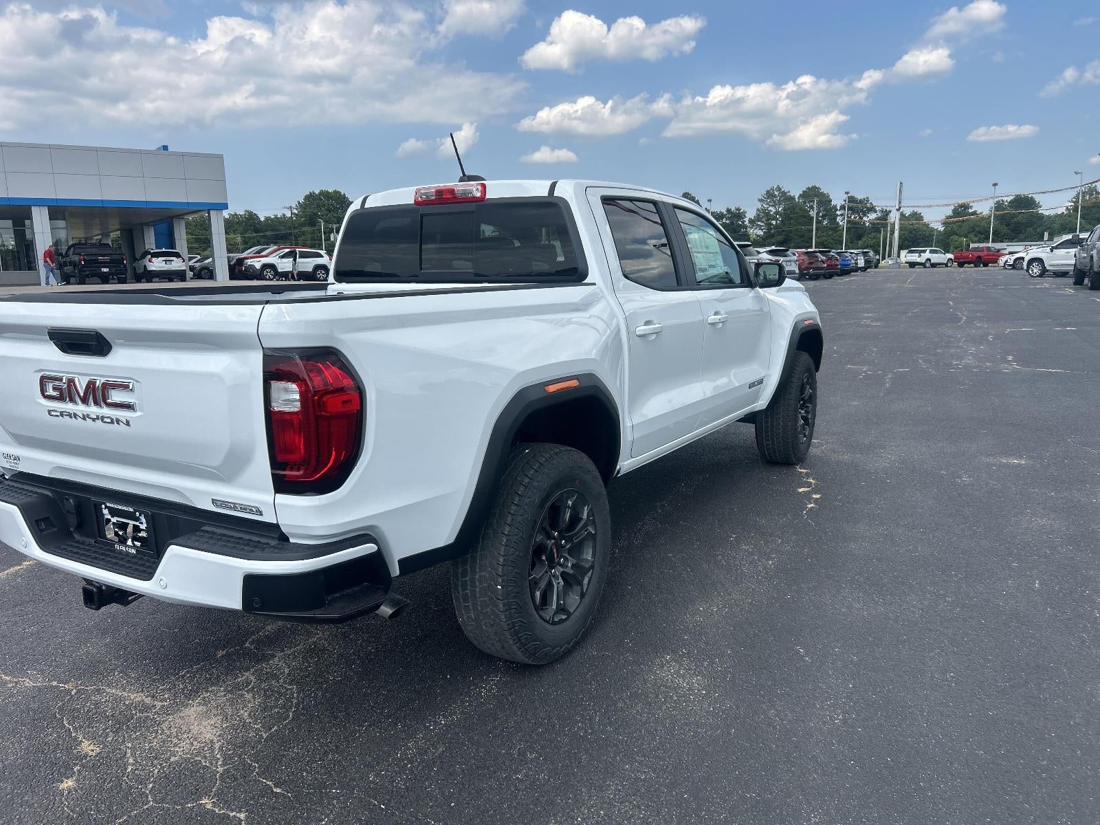 2025 GMC Canyon Elevation