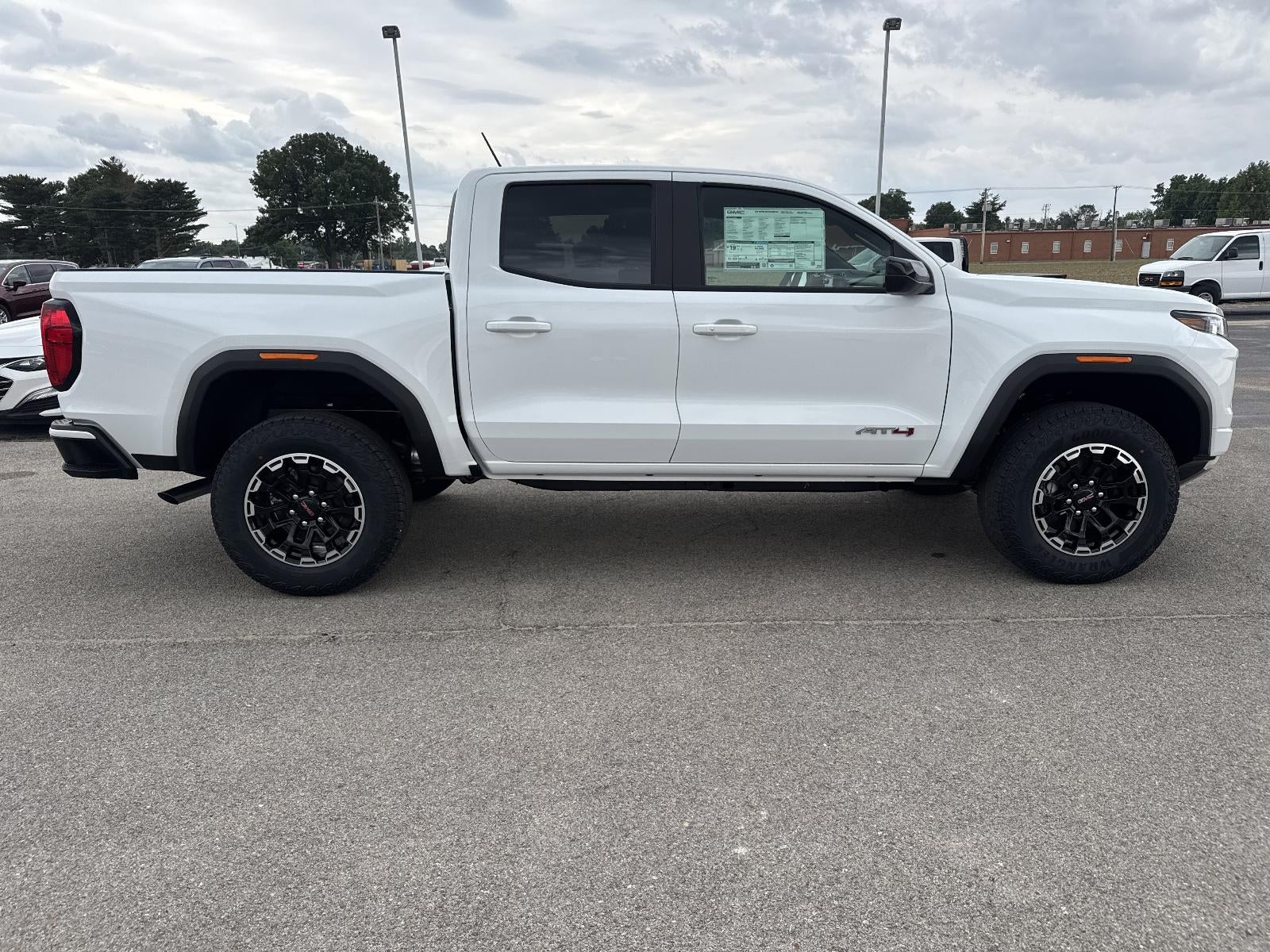 2026 GMC Canyon AT4