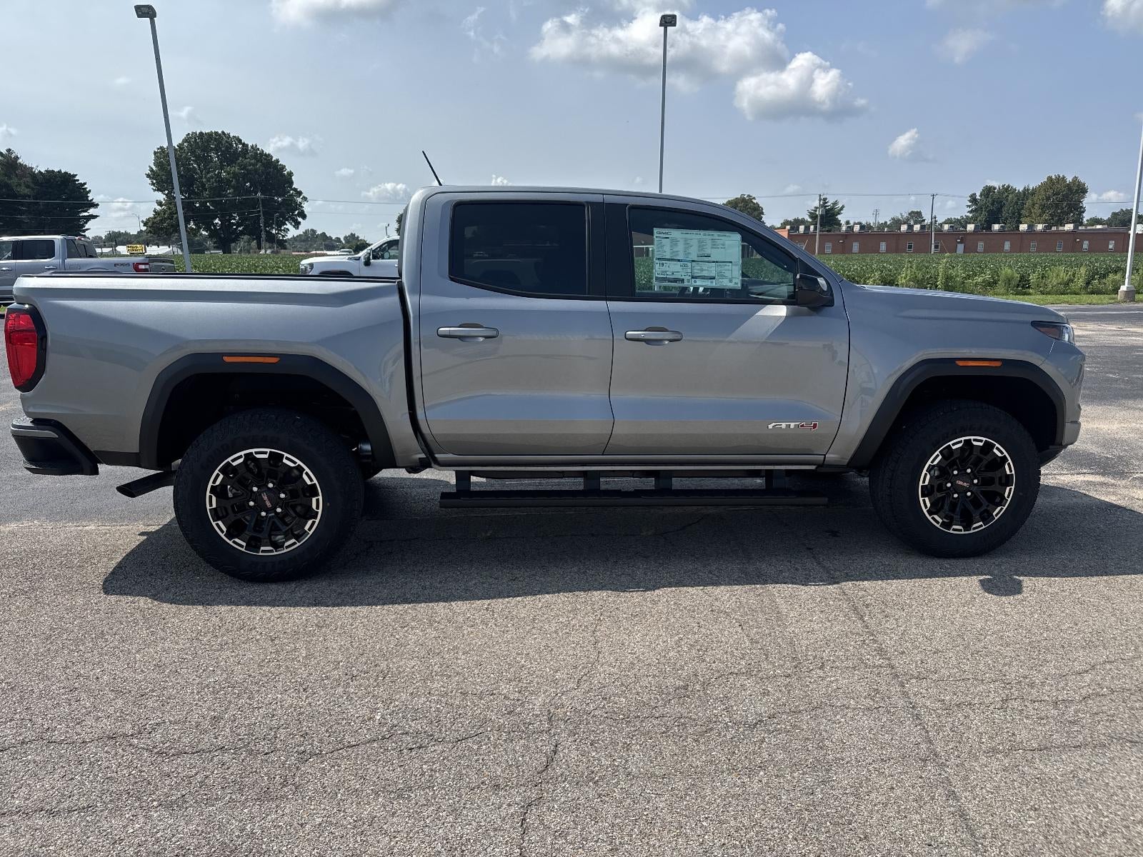 2026 GMC Canyon AT4 - Photo 6