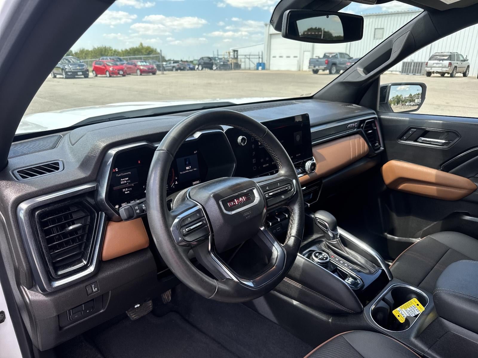 2024 GMC Canyon AT4