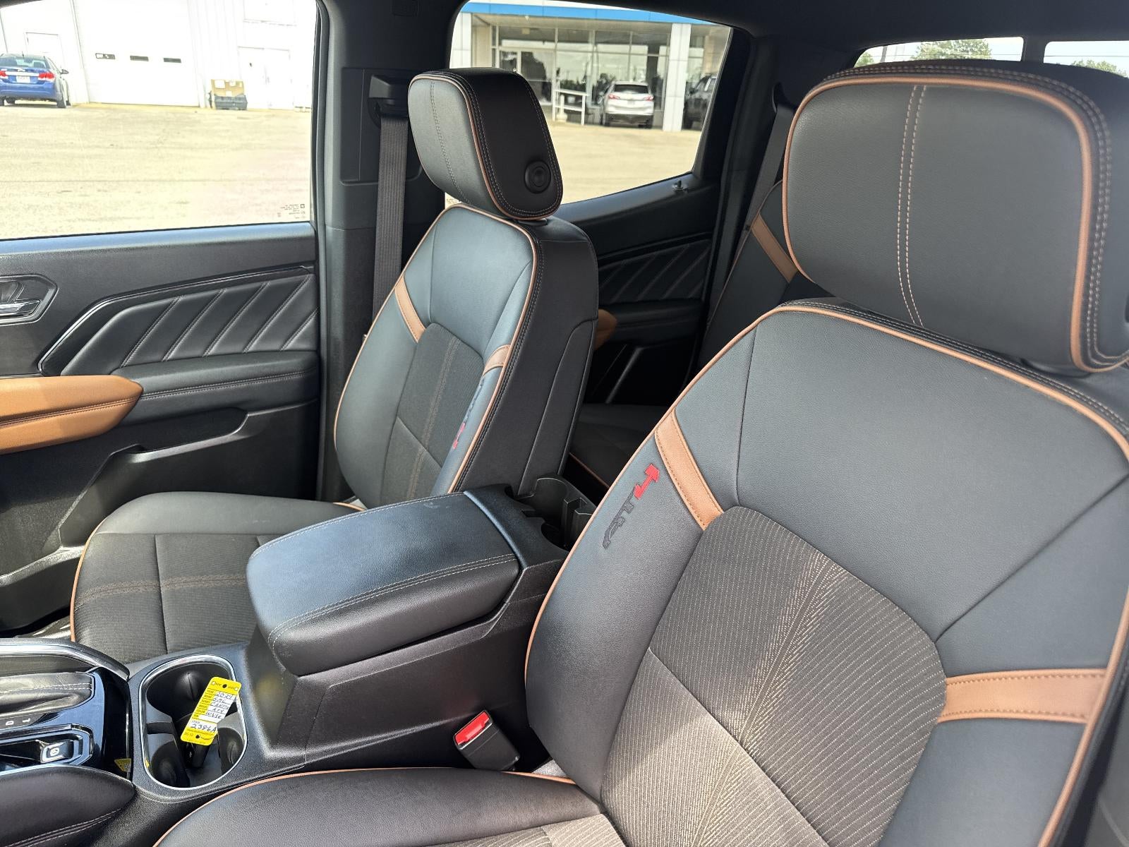 2024 GMC Canyon AT4