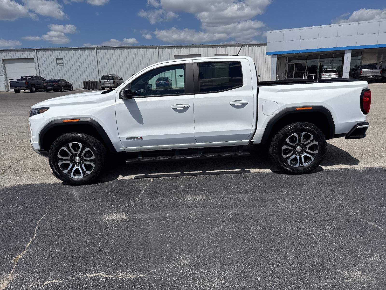 2024 GMC Canyon AT4