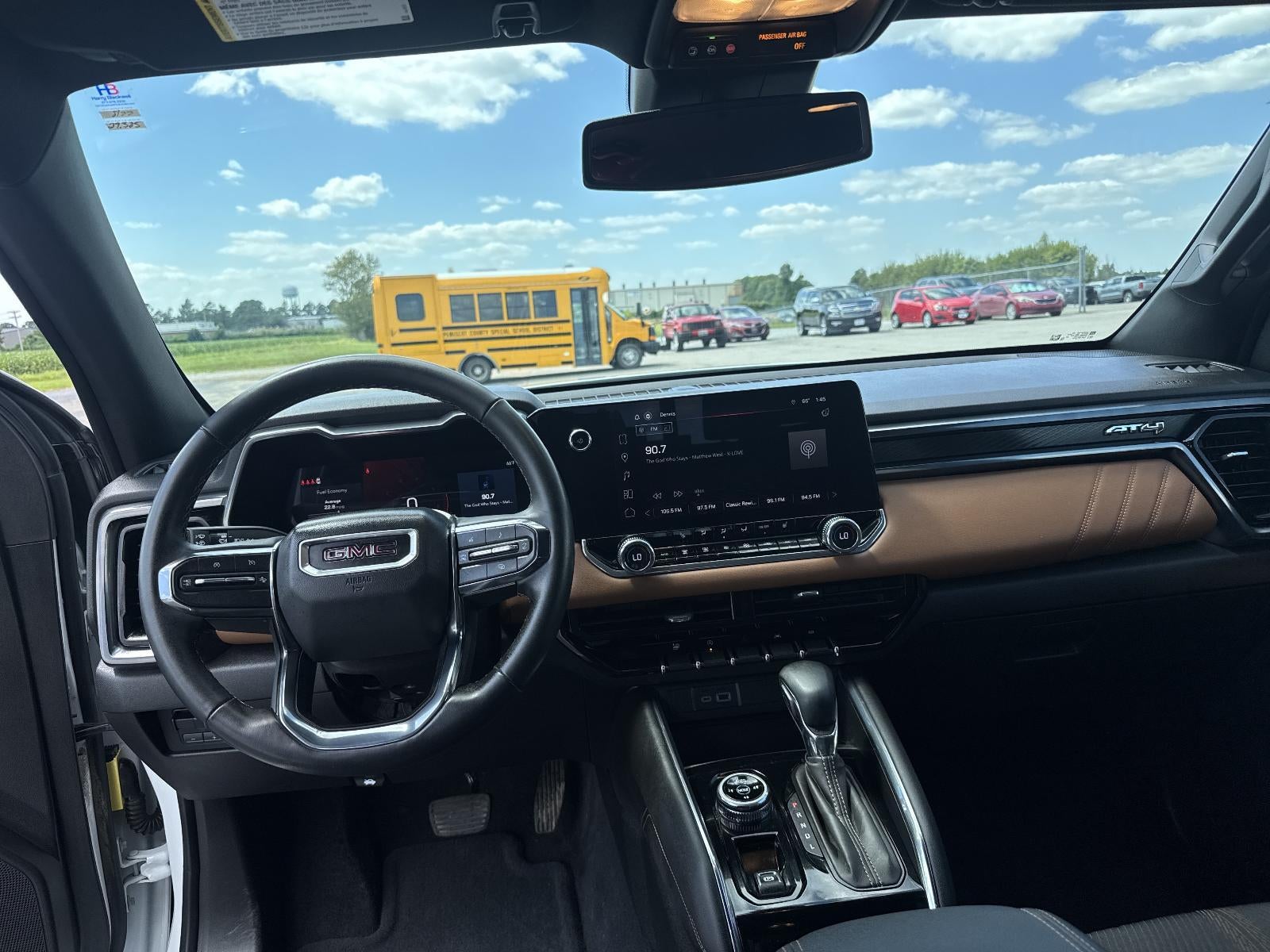 2024 GMC Canyon AT4