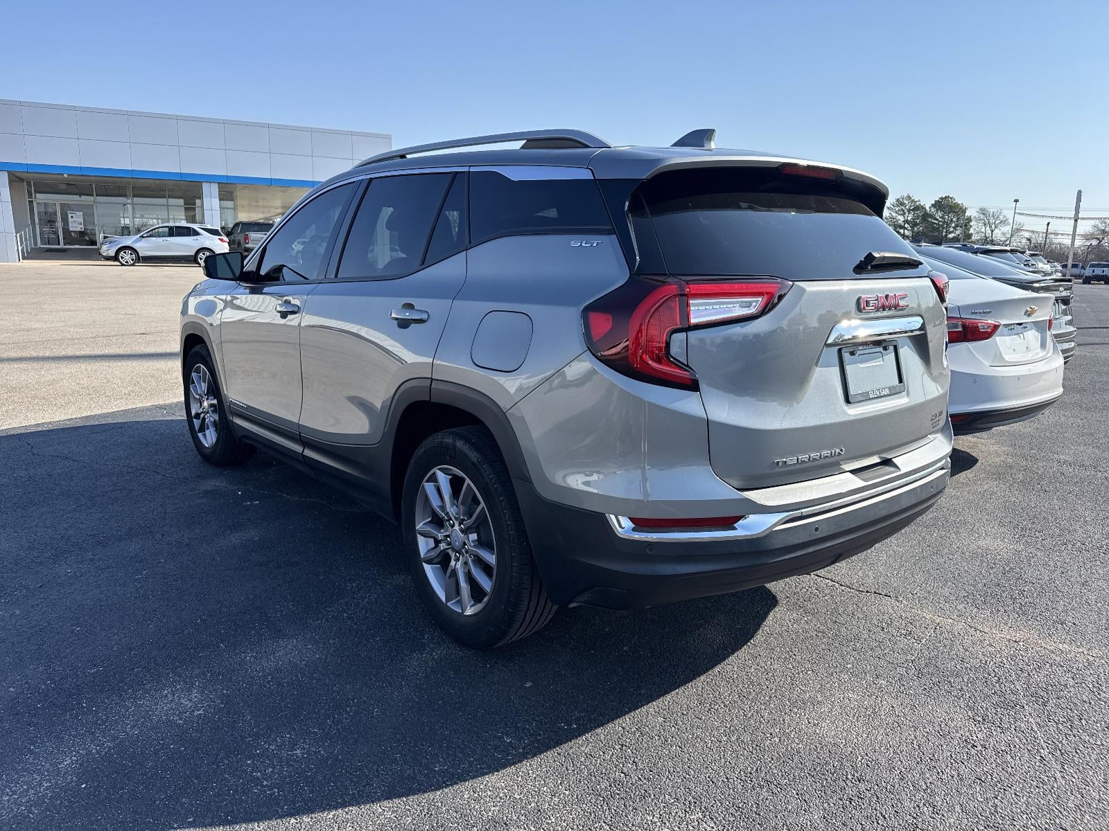 2023 GMC Terrain SLT