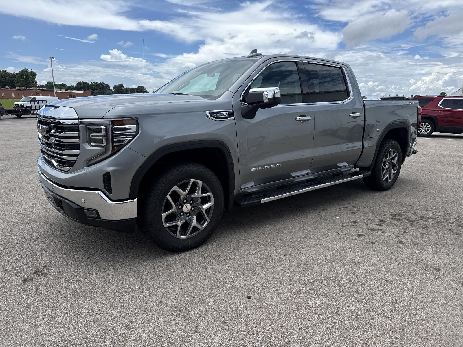 2026 GMC Sierra 4WD Crew Cab Short Box SLT's photo