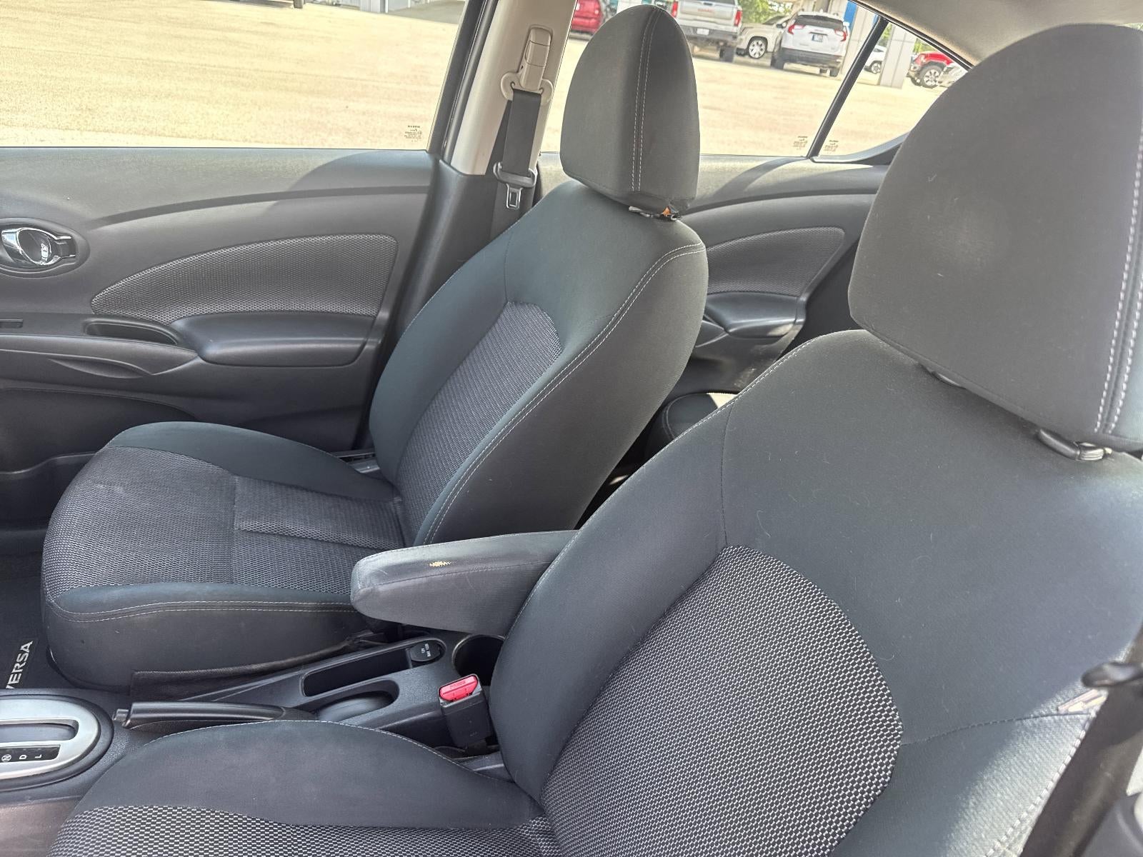 2019 Nissan Versa Sedan SV