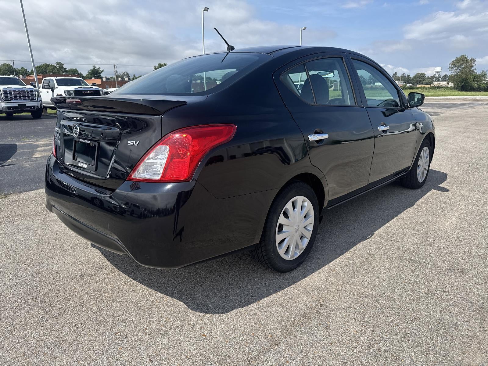 2019 Nissan Versa Sedan SV