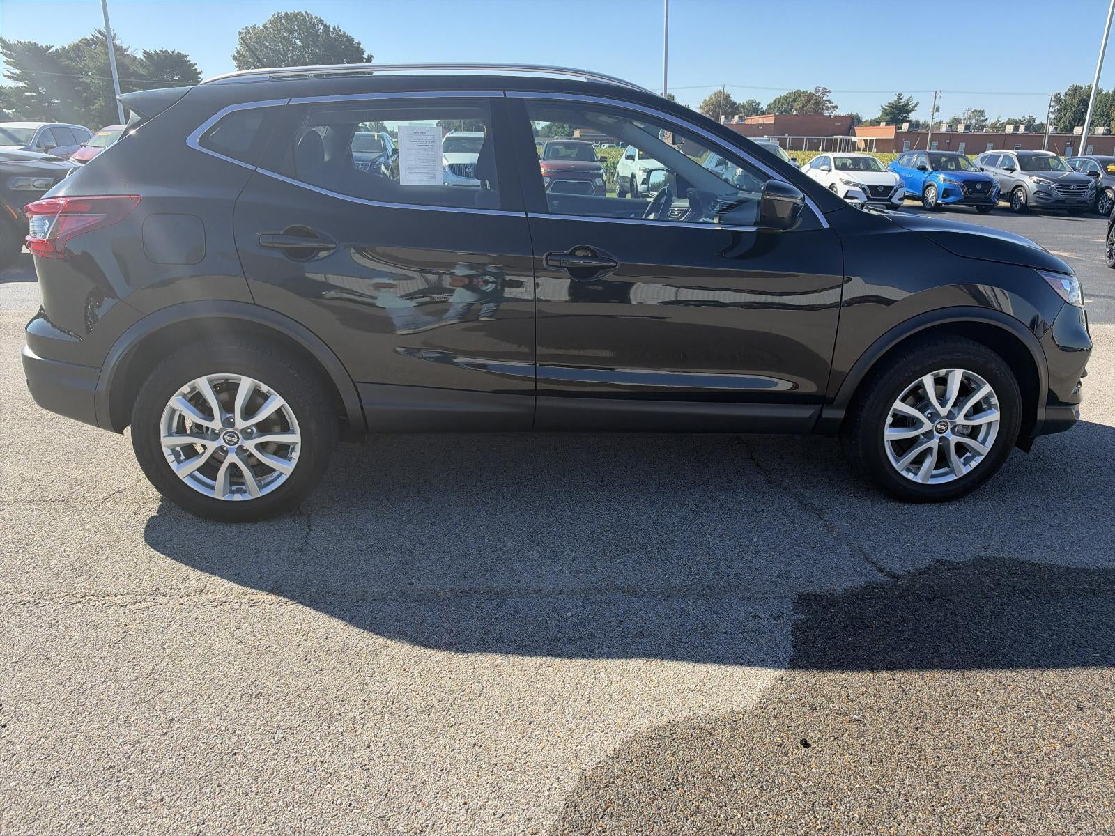 2021 Nissan Rogue Sport SV